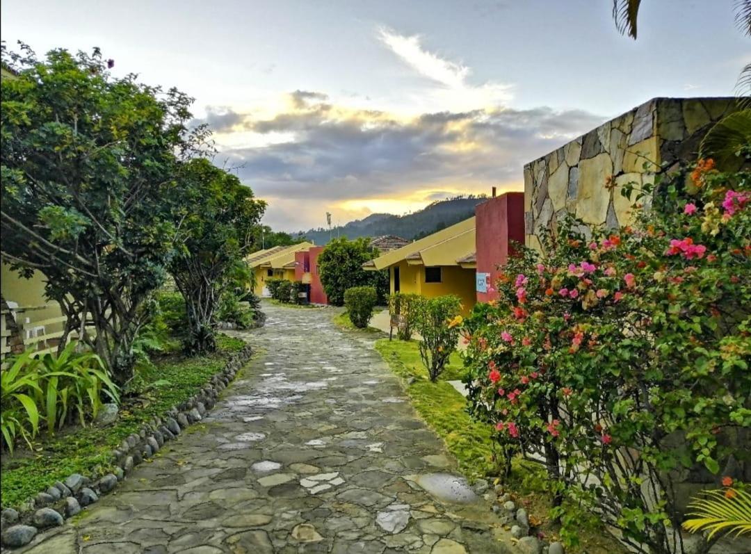 Jarabacoa River Club & Resort Exterior foto