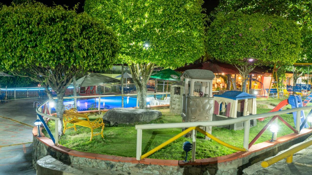 Jarabacoa River Club & Resort Exterior foto